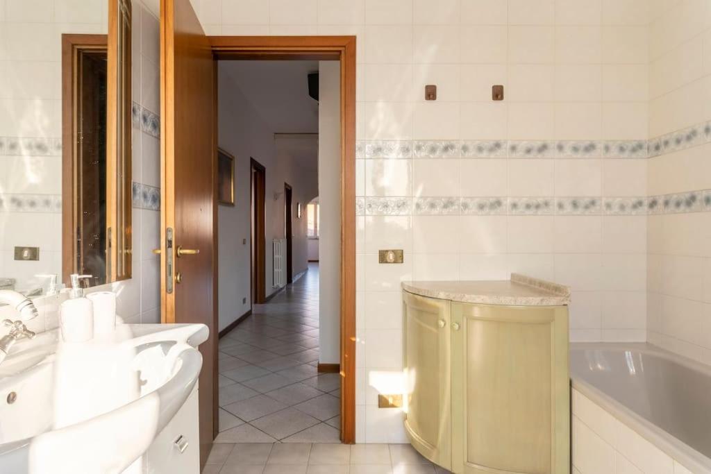 Chic Italian Escape - Casa Vacanze Lorusso Montecatini Terme Exteriér fotografie